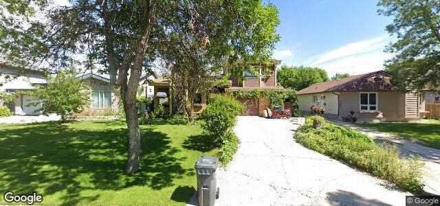 Larawan ng 223 Rushmore Road sa Winnipeg, Manitoba