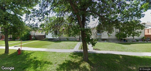 Larawan ng 240 Sun Valley Drive sa Winnipeg, Manitoba