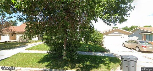 Larawan ng 26 St Moritz Road sa Winnipeg, Manitoba