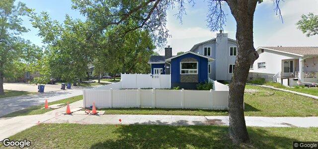 Photo of 260 Sun Valley Drive in Winnipeg, Manitoba