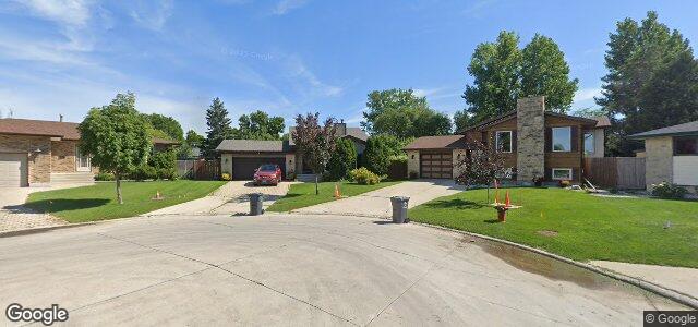 Larawan ng 27 Banff Place sa Winnipeg, Manitoba