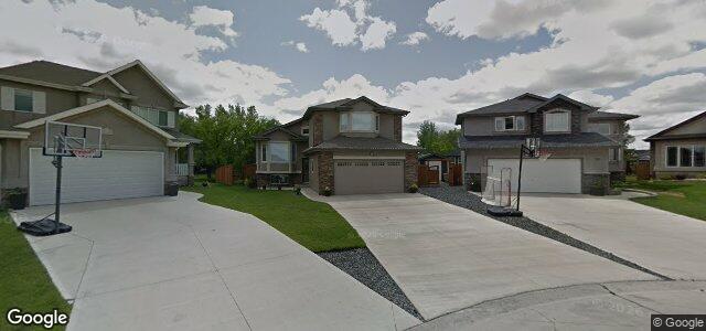 Larawan ng 30 Sunkist Cove sa Winnipeg, Manitoba