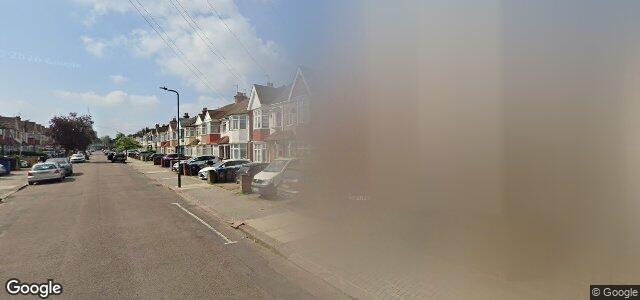 Larawan ng 30 Thurlby Road sa Winnipeg, Manitoba