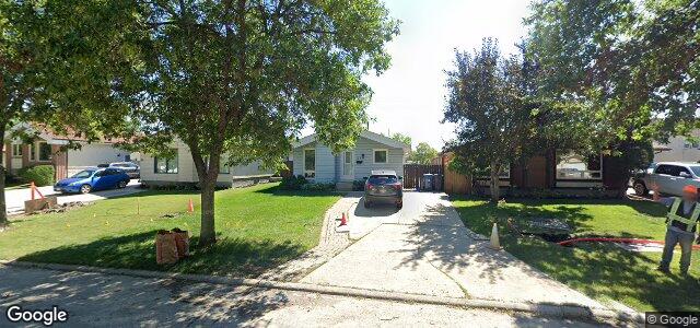 Larawan ng 35 St Moritz Road sa Winnipeg, Manitoba