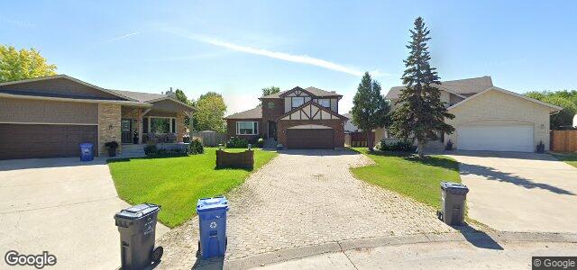 Larawan ng 38 Middlehurst Crescent sa Winnipeg, Manitoba