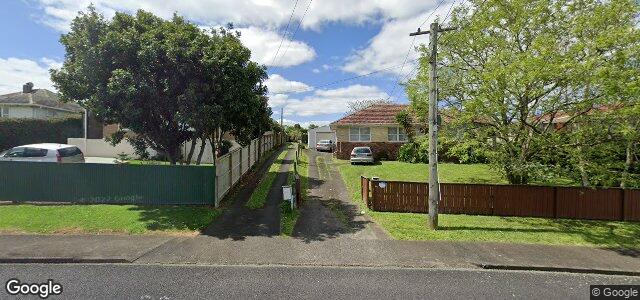 Larawan ng 42 Green Meadows Avenue sa Winnipeg, Manitoba