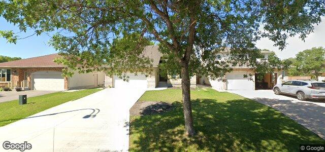 Larawan ng 51 Middlehurst Crescent sa Winnipeg, Manitoba