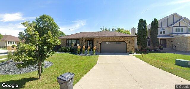 Larawan ng 54 Middlehurst Crescent sa Winnipeg, Manitoba