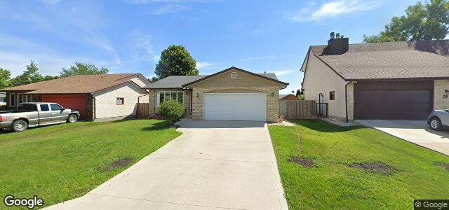 Larawan ng 55 Sunny Hills Road sa Winnipeg, Manitoba