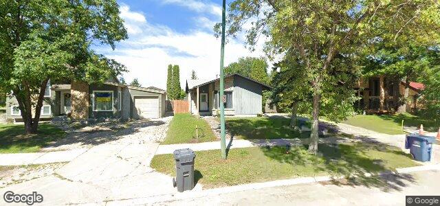 Larawan ng 6 St Moritz Road sa Winnipeg, Manitoba