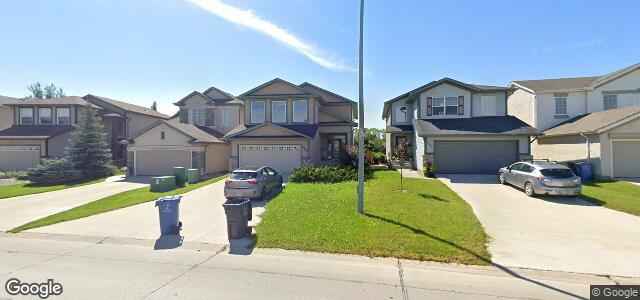 Larawan ng 688 Headmaster Row sa Winnipeg, Manitoba