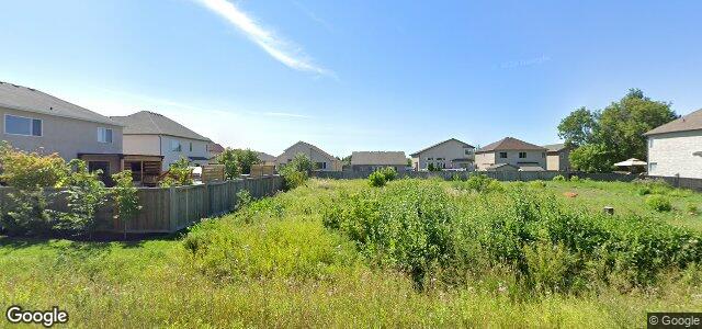 Larawan ng 696 Knowles Avenue sa Winnipeg, Manitoba