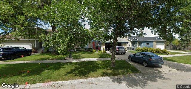 Larawan ng 7 Alberhill Crescent sa Winnipeg, Manitoba