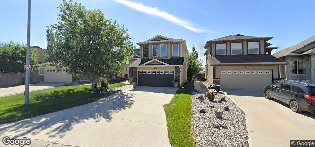 Larawan ng 700 Headmaster Row sa Winnipeg, Manitoba