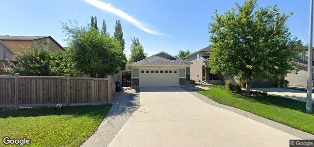 Larawan ng 704 Headmaster Row sa Winnipeg, Manitoba