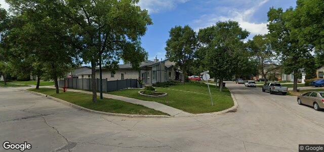 Larawan ng 71 Arbor Grove sa Winnipeg, Manitoba