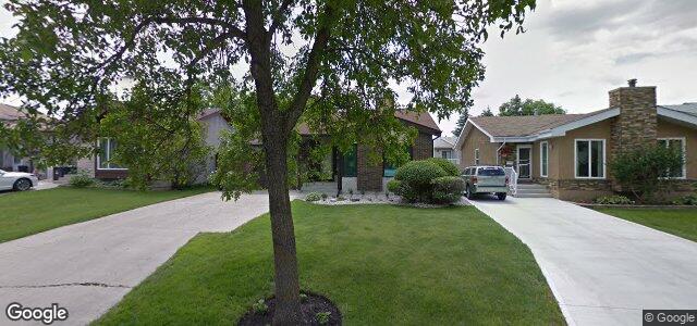 Larawan ng 74 Thurlby Road sa Winnipeg, Manitoba