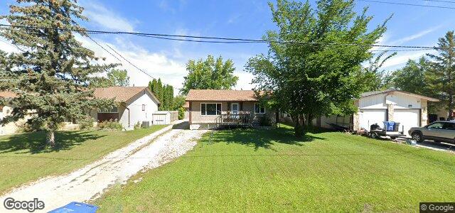 Larawan ng 747 Bonner Avenue sa Winnipeg, Manitoba