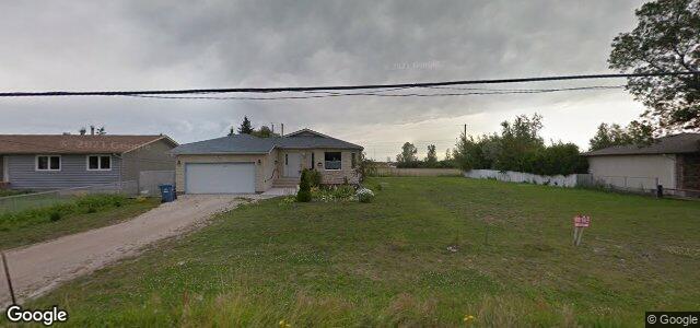Larawan ng 825 Knowles Avenue sa Winnipeg, Manitoba