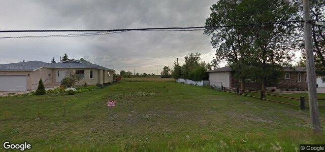 Larawan ng 827 Knowles Avenue sa Winnipeg, Manitoba
