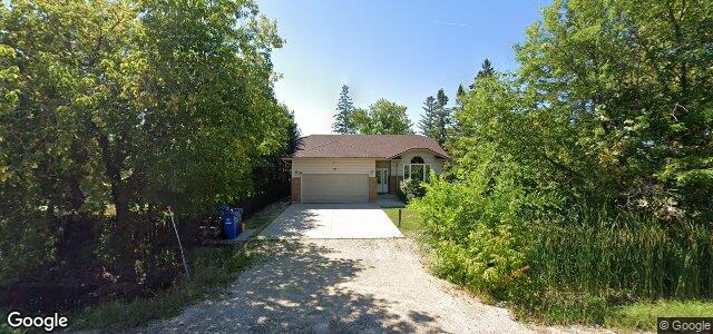 Photo of 828 Bonner Avenue in Winnipeg, Manitoba