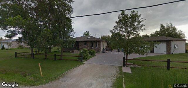 Larawan ng 831 Knowles Avenue sa Winnipeg, Manitoba