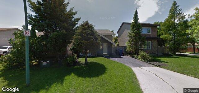 Larawan ng 90 Dunits Drive sa Winnipeg, Manitoba