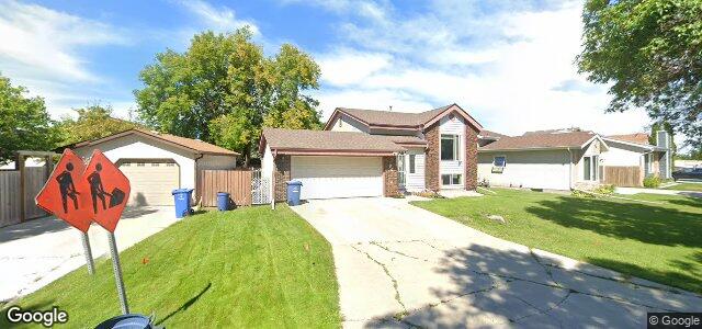 Larawan ng 90 St Moritz Road sa Winnipeg, Manitoba