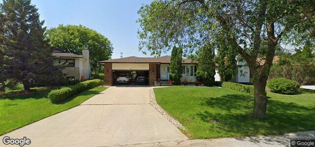 Larawan ng 10 Mahonee Drive sa Winnipeg, Manitoba