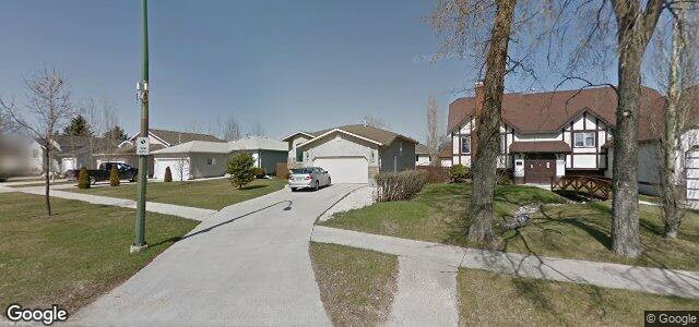 Larawan ng 1125 Mcleod Avenue sa Winnipeg, Manitoba