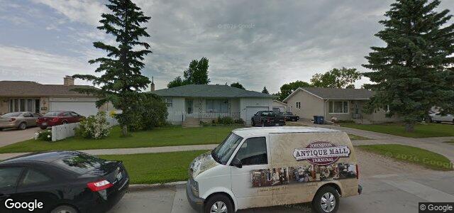 Larawan ng 1139 Mcleod Avenue sa Winnipeg, Manitoba