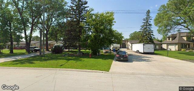Larawan ng 1496 Molson Street sa Winnipeg, Manitoba