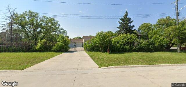 Larawan ng 1520 Molson Street sa Winnipeg, Manitoba