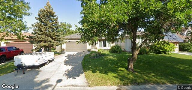 Larawan ng 18 Mahonee Drive sa Winnipeg, Manitoba