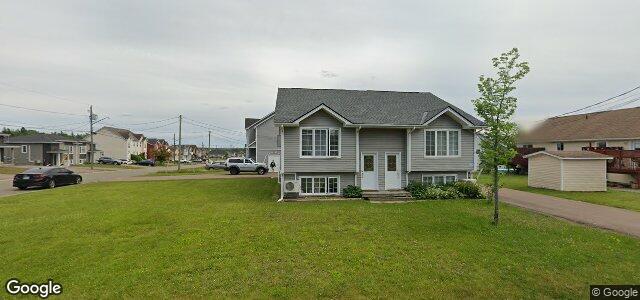 Larawan ng 18 Tanya Crescent sa Winnipeg, Manitoba