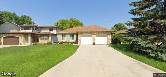 Larawan ng 210 Mahonee Drive sa Winnipeg, Manitoba