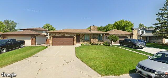 Larawan ng 218 Mahonee Drive sa Winnipeg, Manitoba