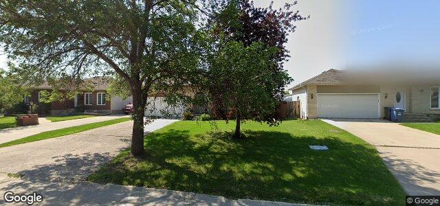 Larawan ng 32 Kirlystone Way sa Winnipeg, Manitoba