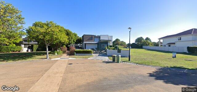 Larawan ng 27 Seaside Drive sa Winnipeg, Manitoba