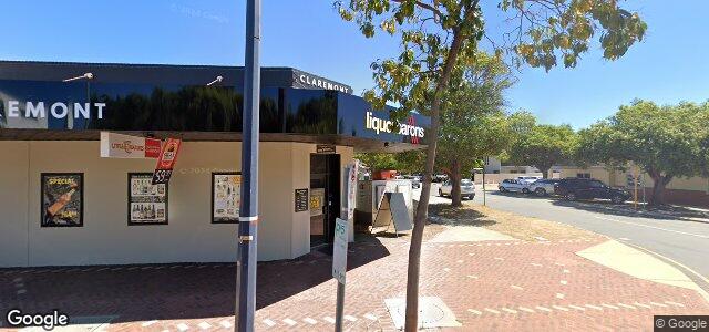 Larawan ng 10 Ashton Avenue sa Winnipeg, Manitoba