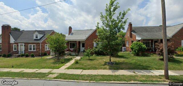 Larawan ng 102 Frederick Avenue sa Winnipeg, Manitoba