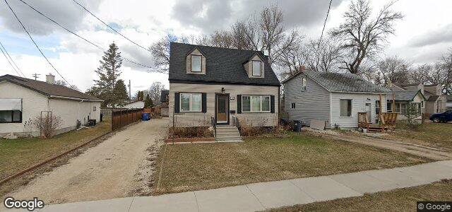 Larawan ng 103 Berrydale Avenue sa Winnipeg, Manitoba