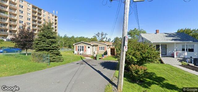 Larawan ng 103 Frederick Avenue sa Winnipeg, Manitoba
