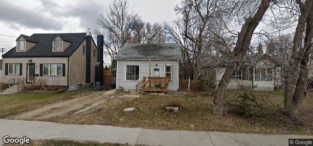 Larawan ng 105 Berrydale Avenue sa Winnipeg, Manitoba