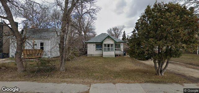 Larawan ng 107 Berrydale Avenue sa Winnipeg, Manitoba