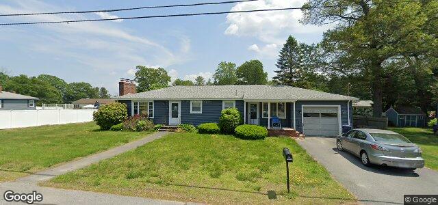 Larawan ng 12 Barton Avenue sa Winnipeg, Manitoba