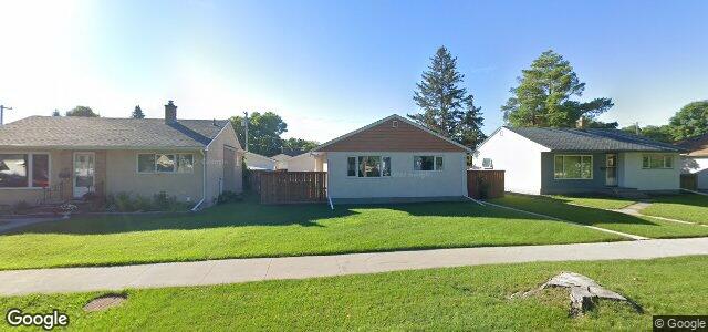 Larawan ng 120 Lennox Avenue sa Winnipeg, Manitoba