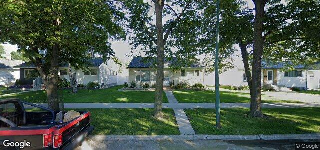 Larawan ng 121 Lennox Avenue sa Winnipeg, Manitoba