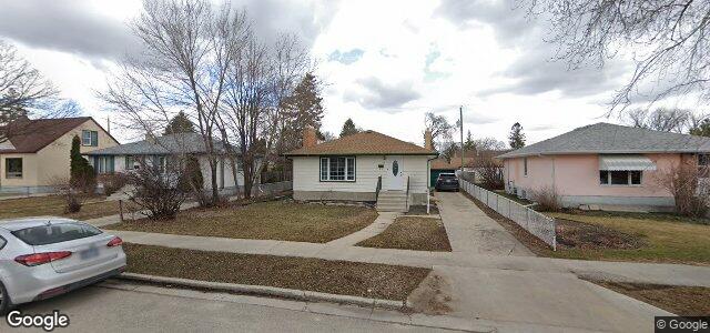 121 Poplarwood Avenue（加拿大曼尼托巴省溫尼伯市）房屋照片