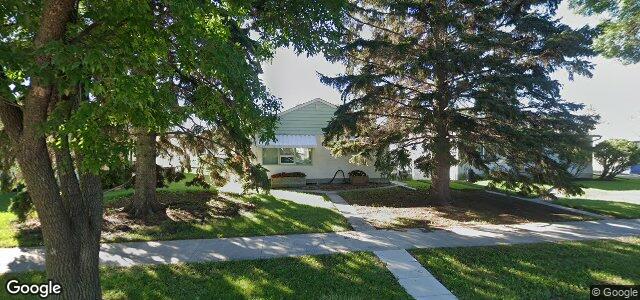 Larawan ng 130 Lennox Avenue sa Winnipeg, Manitoba